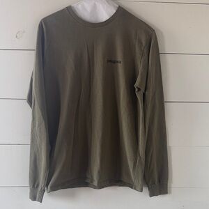 Patagonia Men's Long Sleeve in Forest Green